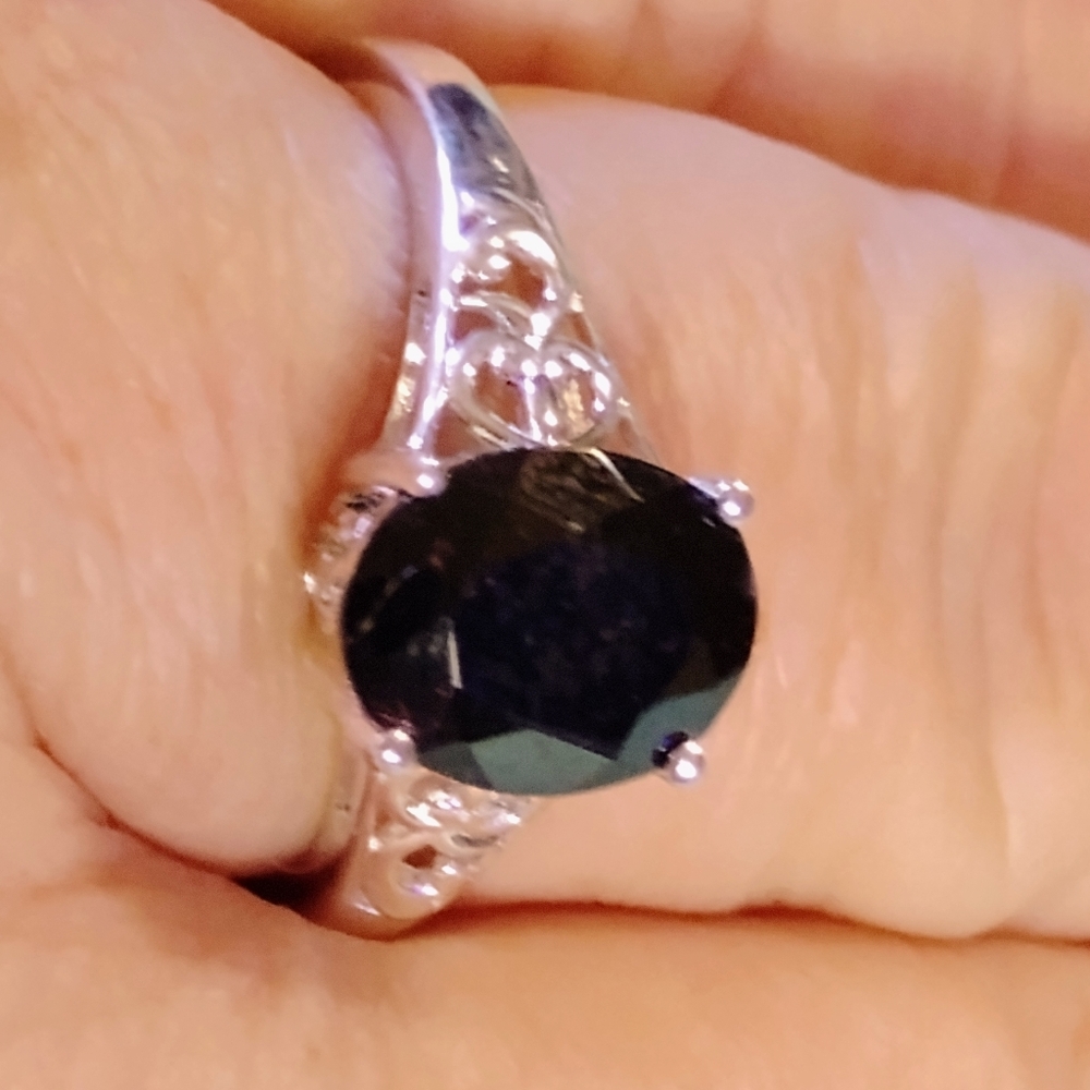 🥴 SERIOUS INQUIRIES. FACETED,, BLACK 💥💥💥TOURMALINE, STERLING  RING. SIZE 9